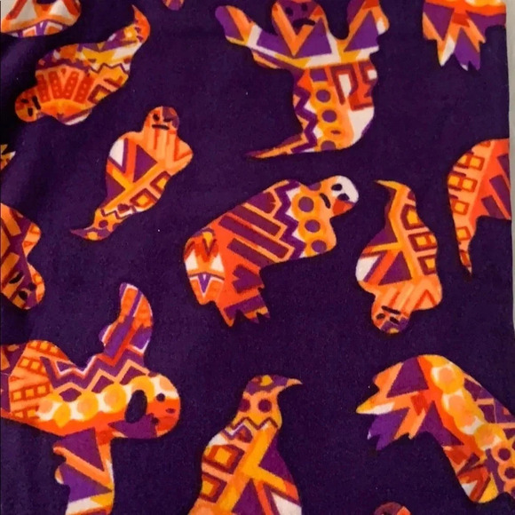 FINAL PRICE ⭐️ Lularoe Halloween ghosts leggings L/XL - Picture 2 of 2